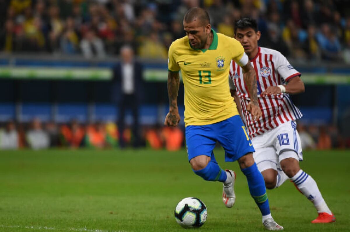 315934_dani_alves_270619_getye.jpg