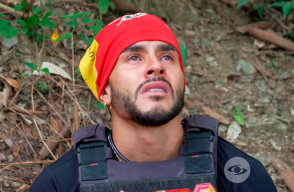 Santi se quiebra al recordar la dolorosa muerte de su hermano
