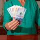 ¿Cumple con los requisitos? Mujeres que podrían recibir hasta tres salarios mínimos por nueva ley 