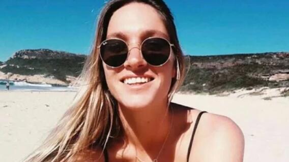 19878_Fiona Viotti profesora denunciada por tener sexo con sus estudiantes - Foto Twitter 19878_Fiona Viotti profesora denunciada por tener sexo con sus estudiantes - Foto Twitter