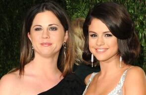 243665_selena_gomez_mama.jpg