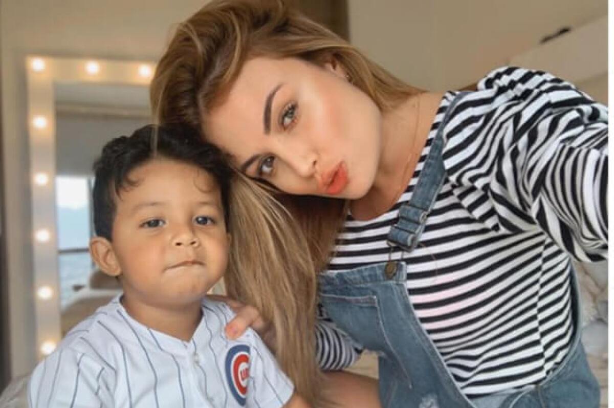 Parchadito Asi Se Relaja En Su Casa El Hijo De Sara Uribe Y Fredy Guarin