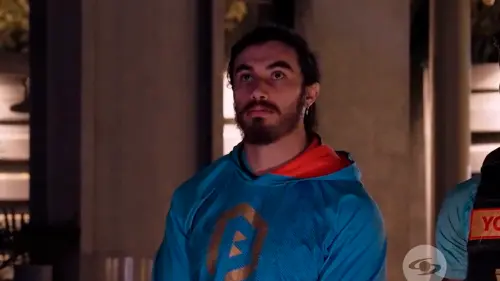 Hércules cuenta qué quieren hacer con una parte del dinero de Omega en el Desafío.