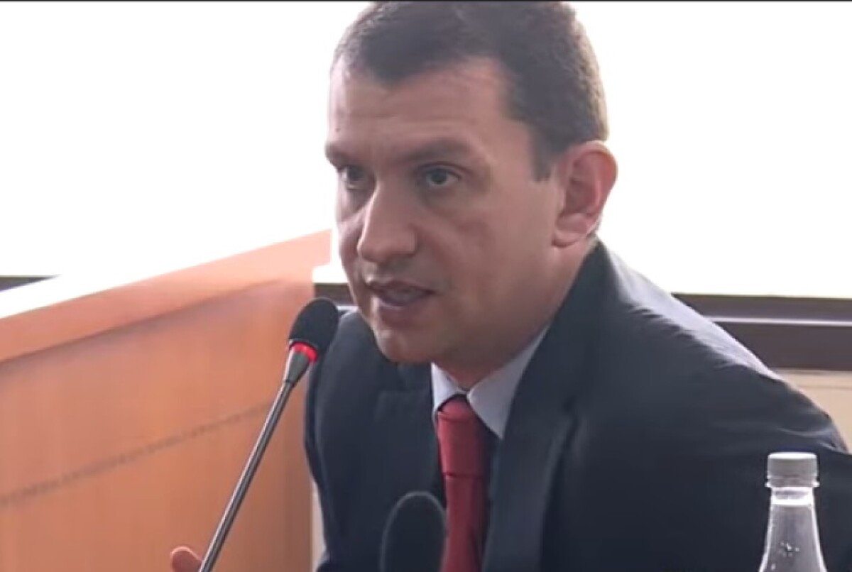 Emilio tapia quien es