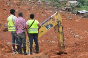 289633_BLU RADIO: Operaciones de rescate en Sierra Leona / Foto: AFP