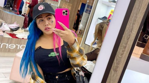 Yina Calderón, joven influencer que ha ganado fama gracias a sus contenidos en redes sociales. Yina Calderón, joven influencer que ha ganado fama gracias a sus contenidos en redes sociales.
