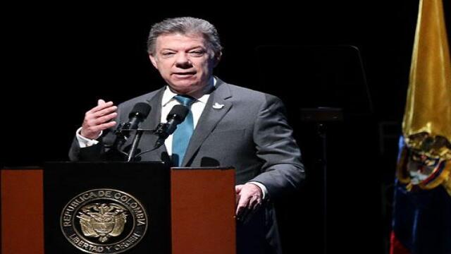 Presidente Santos firma nuevo decreto de amnistía para 3.600 guerrilleros de las FARC