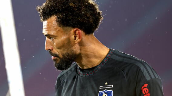 Vozinha debutó en el pórtico de Colo Colo en juego de la Copa de Chile. 