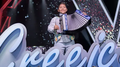 Nehemías en la Semifinal de La Voz Kids.