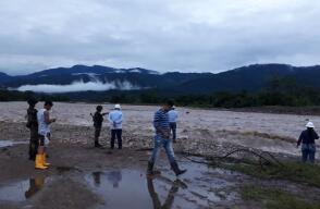 335568_BLU Radio. Mancha de crudo en río de Boyacá // Foto: Gestión del Riesgo Boyacá