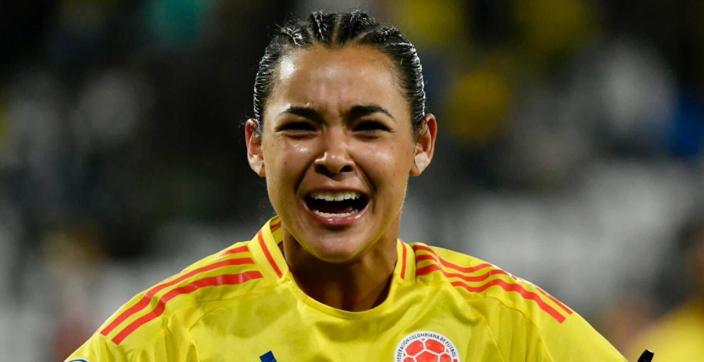La Selección Colombia femenina Sub-17 se enfrenta a Venezuela en el Sudamericano Sub-17 femenino. 