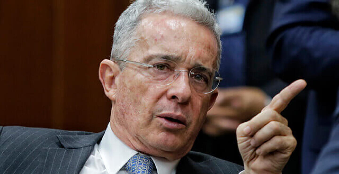 alvaro-uribe_.jpg