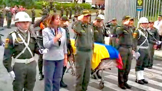 Con homenajes comienzan a despedir a policías que sufrieron atentado en el Urabá antioqueño