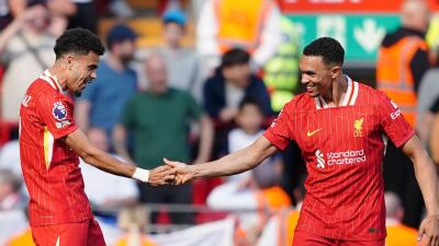 Trent Alexander Arnold y Luis Díaz Liverpool