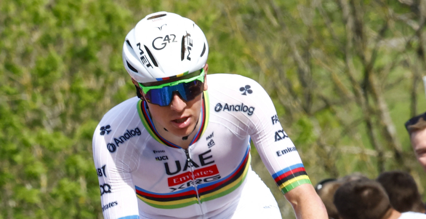 Tadej Pogacar pudo correr el Tour de Francia 2023, gracias al trabajo de Fabrizio Borra como fisioterapeuta
