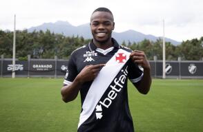 Carlos Andrés Gómez fue presentado como nuevo jugador del Vasco da Gama. 