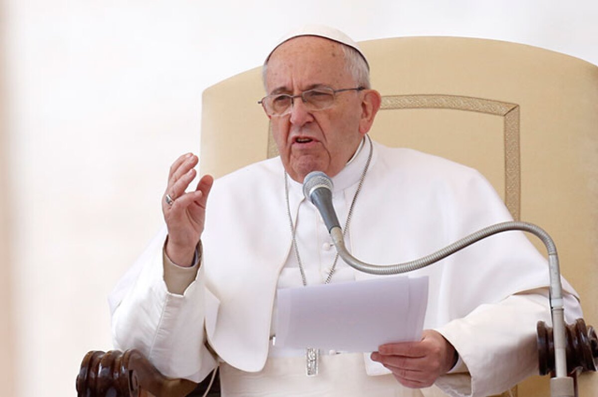 040315-vatican-pope-francisco-ap.jpg