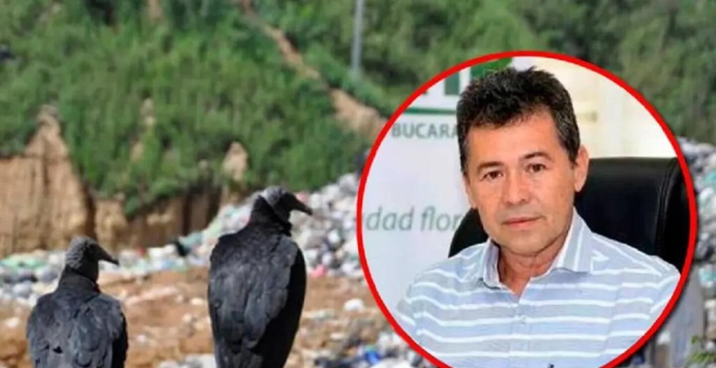 FOTO CARRASCO EMAB VITALOGIC. Gerente de la EMAB de la época, José Manuel Barrera Arias