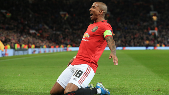 353030_BLU Radio. Ashley Young // Foto: AFP 353030_BLU Radio. Ashley Young // Foto: AFP