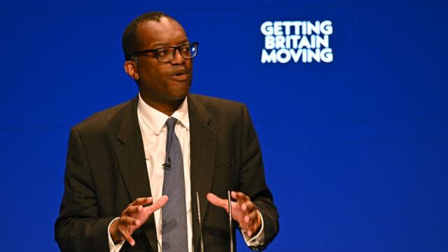 Reversazo del gobierno británico: no les rebajará impuestos a los más ricos Reversazo del gobierno británico: no les rebajará impuestos a los más ricos