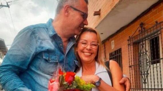 Le regaló flores y luego le quitó la vida Le regaló flores y luego le quitó la vida