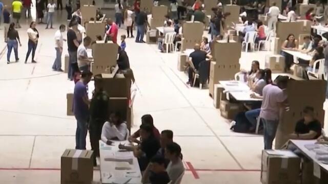 Senador de EE.UU. está “convencido” de intervención internacional en las elecciones en Colombia Senador de EE.UU. está “convencido” de intervención internacional en las elecciones en Colombia