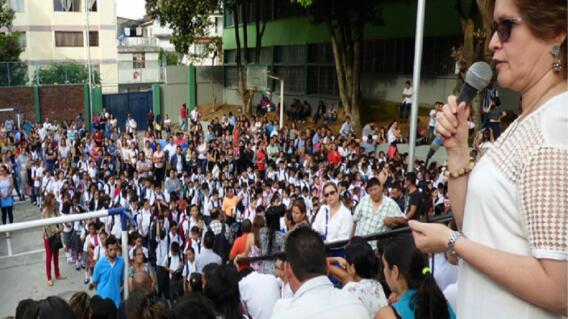353420_BLU Radio. Cupos en colegios públicos / Foto: Alcaldía de Bucaramanga 353420_BLU Radio. Cupos en colegios públicos / Foto: Alcaldía de Bucaramanga