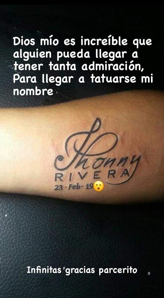 tatuaje de fan de Jhonny Rivera