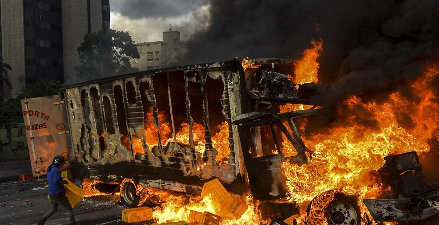 284963_Blu Radio. Protestas Venezuela. Foto: AFP