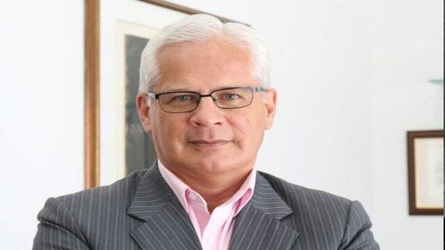 Tras polémica, Juan Carlos López declina ser director del ICFB Tras polémica, Juan Carlos López declina ser director del ICFB