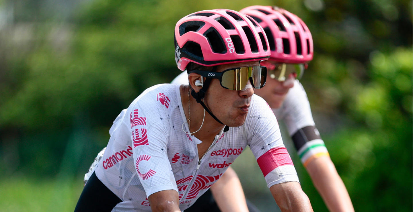 Richard Carapaz, ciclista ecuatoriano del EF Education EasyPost, en la etapa 20 del Giro de Italia 2025