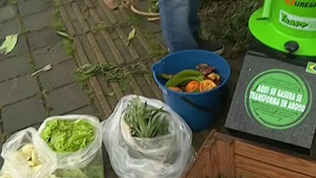 El proyecto con el que convierten desechos en abono para jardines en Medellín