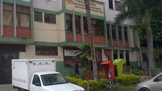 medicina-legal-fachada_1.jpg