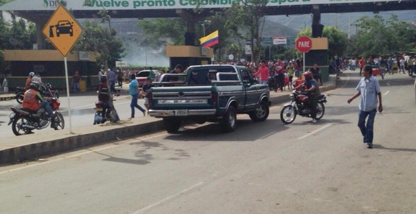 frontera.jpg