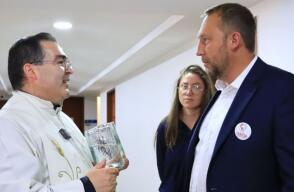 ¿Por qué el alcalde de Tunja, Mikhail Krasnov, mandó a bendecir el Palacio Municipal? ¿Por qué el alcalde de Tunja, Mikhail Krasnov, mandó a bendecir el Palacio Municipal?