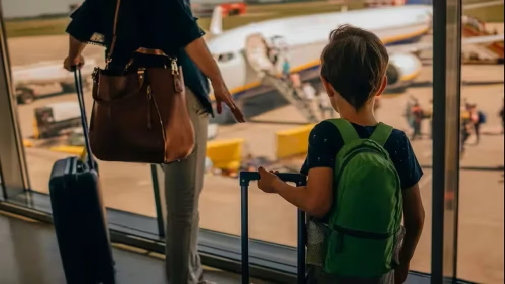 ¿Cuáles son los requisitos para viajar al exterior con menores de edad ...