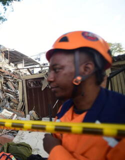 Cali, la sultana del Valle, continúa labores de rescate tras el terremoto de 7.4 que sacudió el país