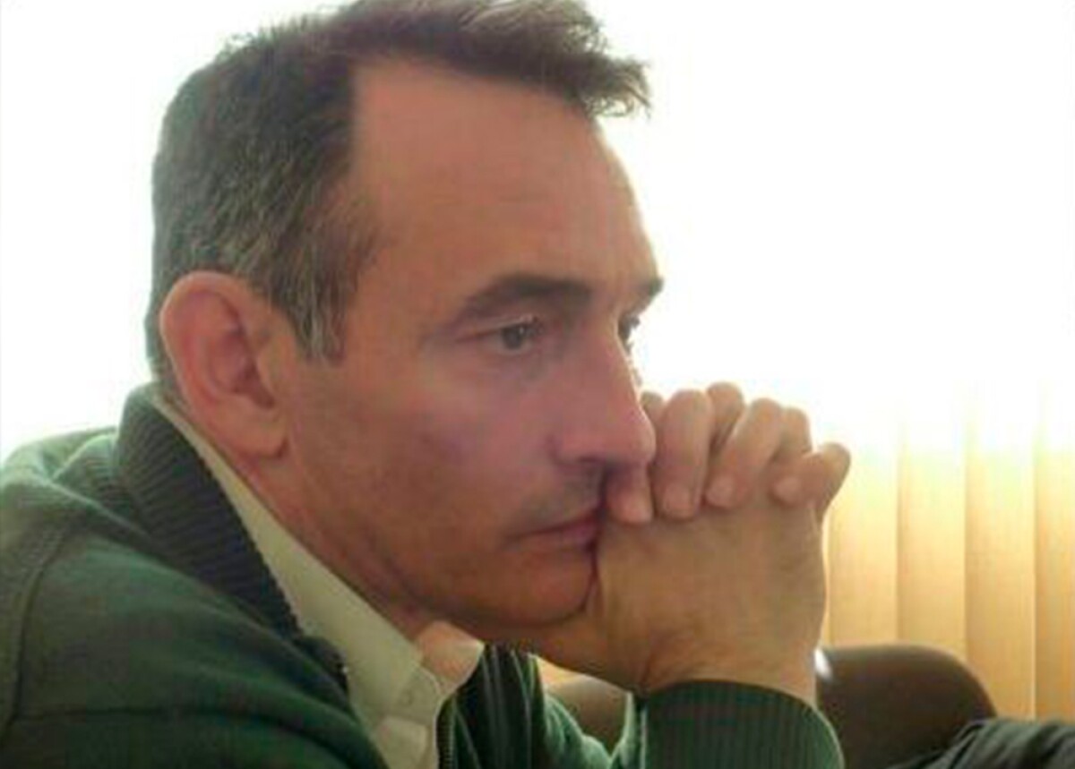 92726_Enrique Santiago asegura que la Fiscalía pone en riesgo el proceso de paz / Foto: Twitter @ensanro