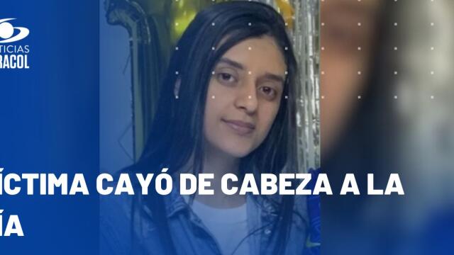 Joven que murió en Transmilenio tras ser asaltada tenía 21 años y estudiaba en la U del Rosario Joven que murió en Transmilenio tras ser asaltada tenía 21 años y estudiaba en la U del Rosario