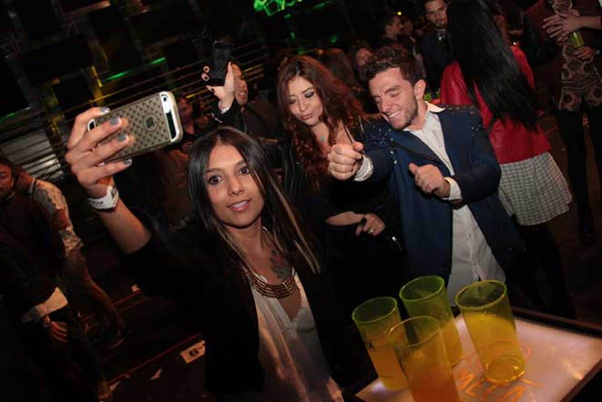 588553_fiesta_olmeca_tequila.jpg