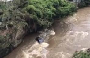 293007_Foto tomada de video de Defensa Civil