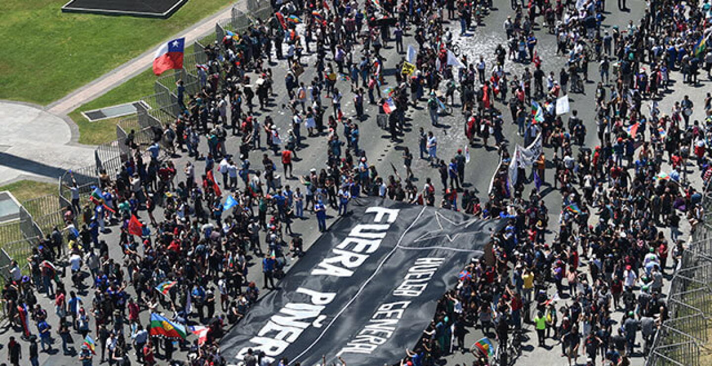 chile-barricadas.jpg