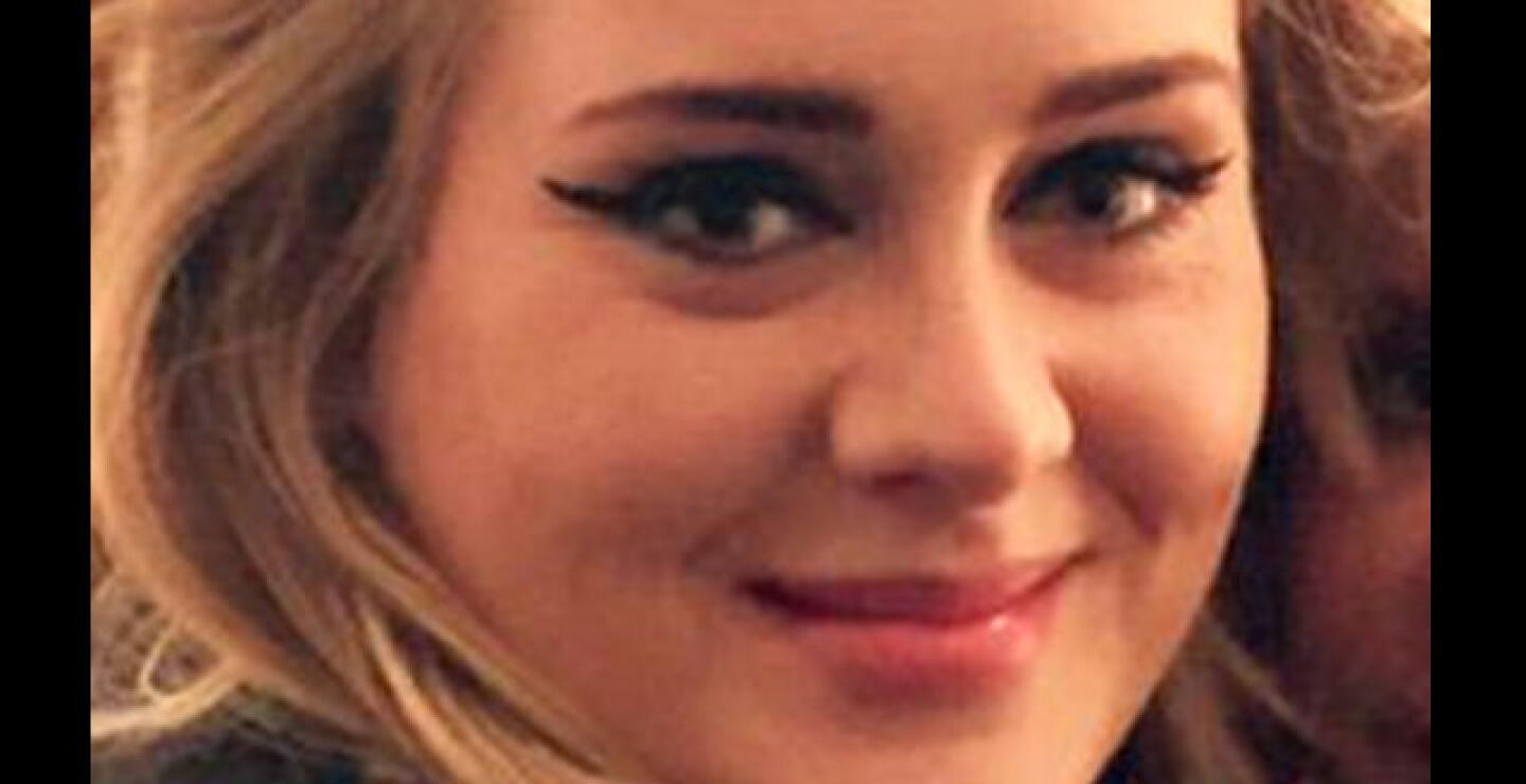 191015adele_twitter.jpg
