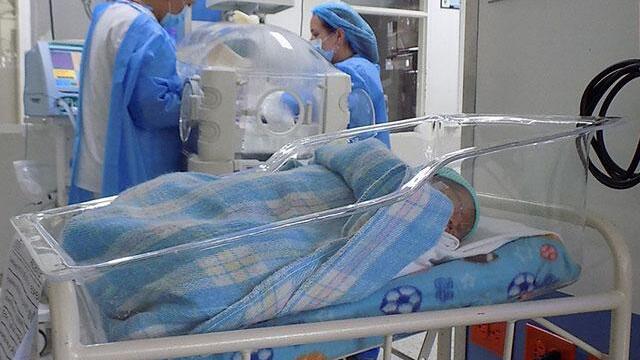 Bebés prematuros requieren controles oftalmológicos