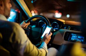 Cruel muerte en Bogotá: ladrones lanzaron a conductor de carro en movimiento y SITP lo atropelló