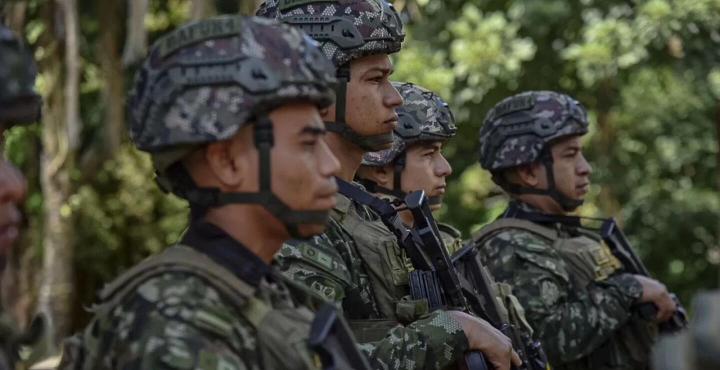 Contraloría alerta al Ejército: municiones perdidas, material vencido y granadas sin seguro