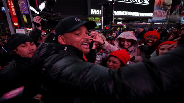 Will Smith pasa la noche en la calle para crear conciencia sobre quienes no tienen techo