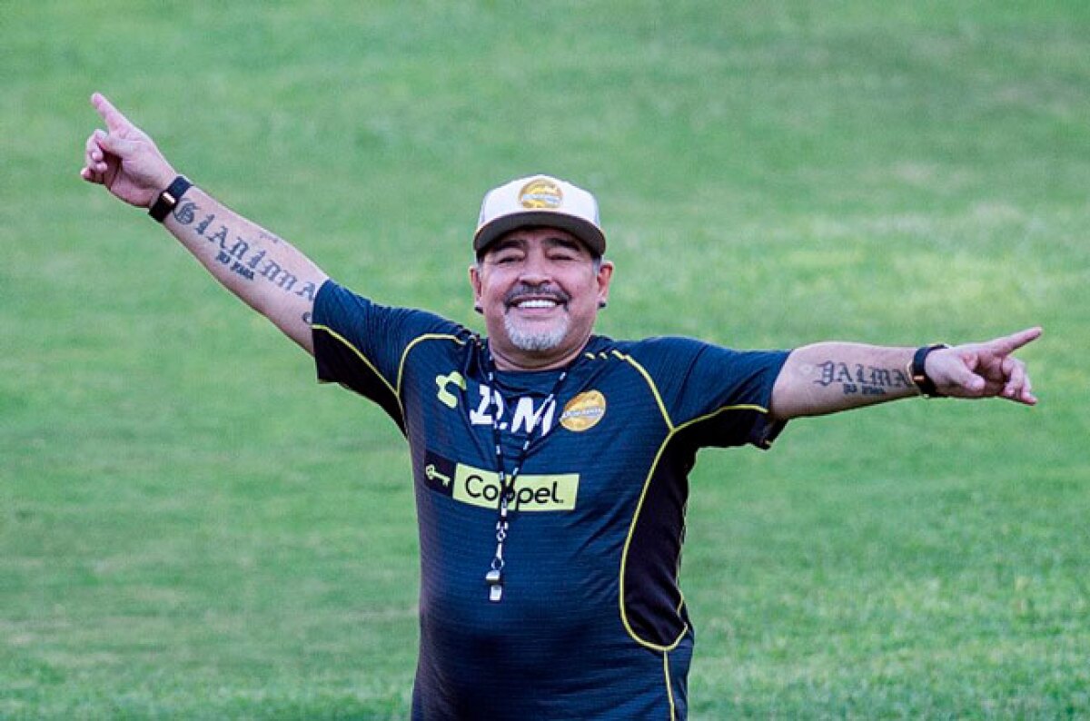 maradona.jpg