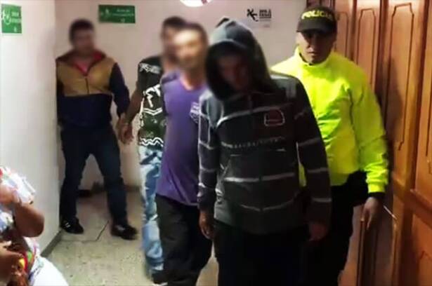captura-presuntos-asesinos-de-una-familia-en-caicedonia-valle-del-cauca-imagen-policia-valle.jpg
