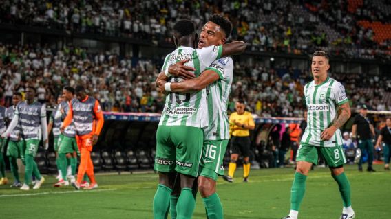 Jugadores de Atlético Nacional festejando triunfo contra La Equidad, en Liga. Jugadores de Atlético Nacional festejando triunfo contra La Equidad, en Liga.